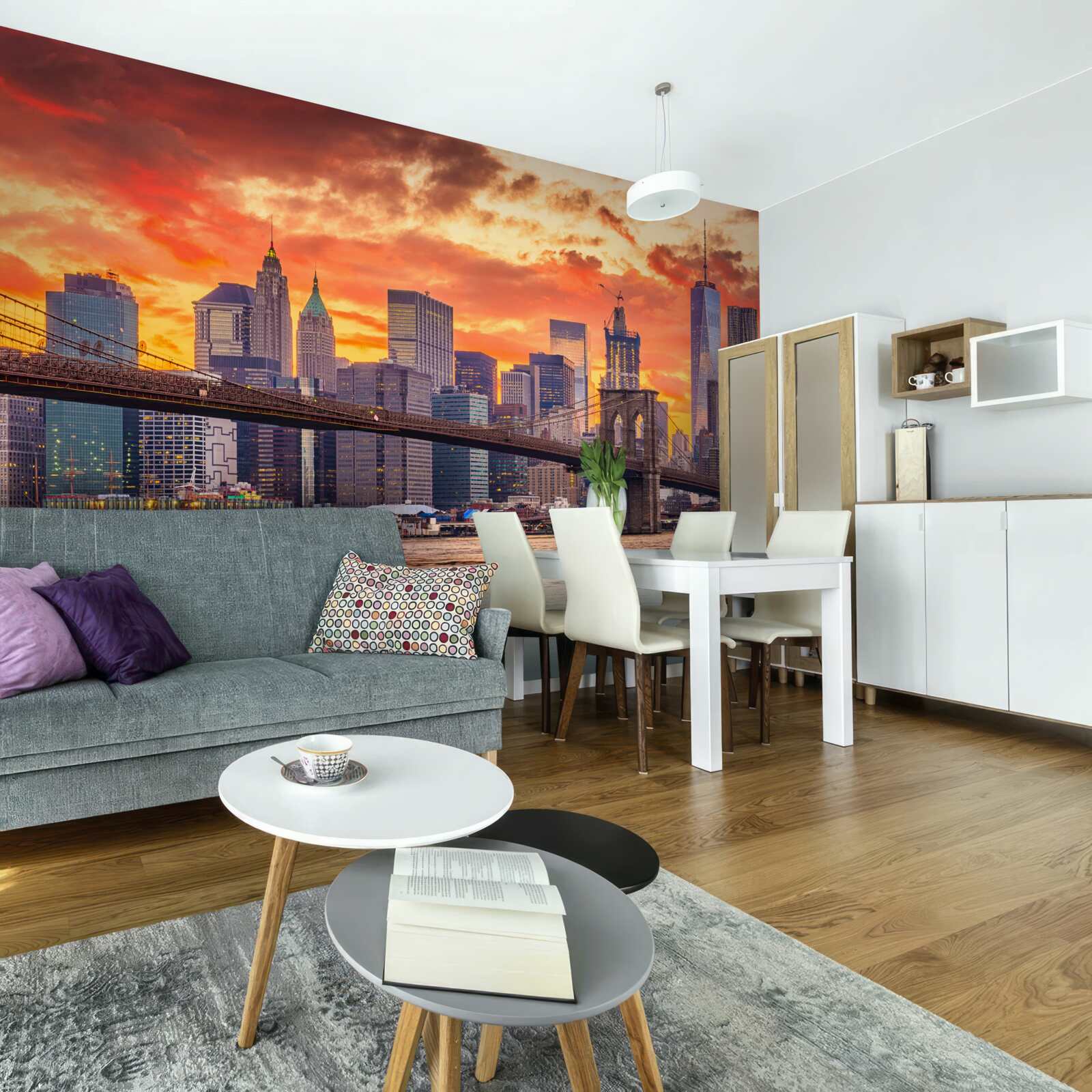 Fototapeta chmury nad nowym jorkiem podczas zachodu słońca