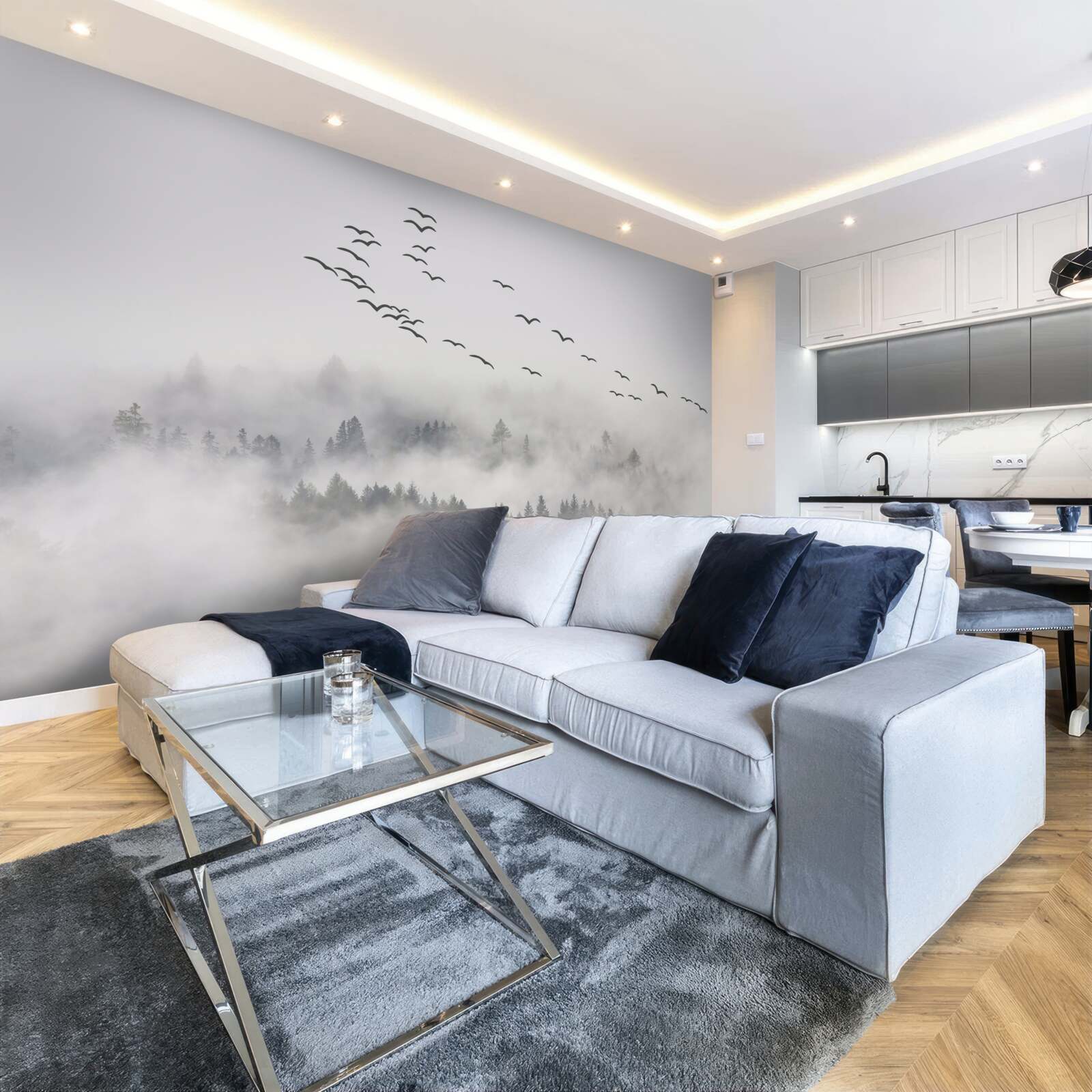 Fototapeta z mgły wylatuje grupa ptaków, próbując znaleźć przytulne, ciepłe krainy