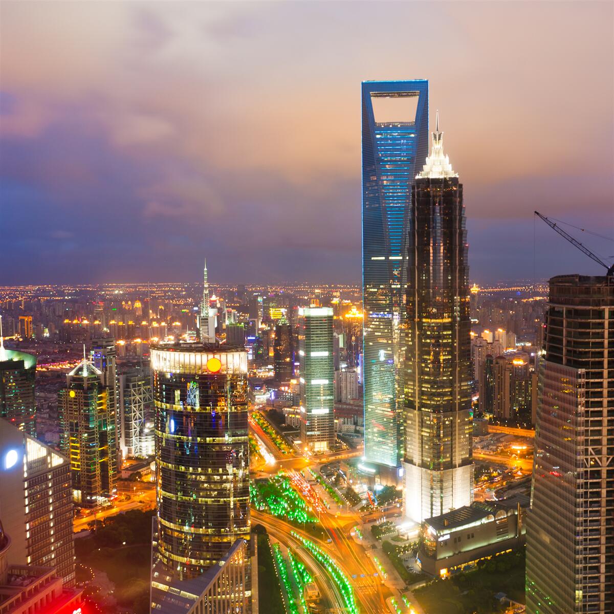 Fototapeta nocne szczyty budynków miejskich