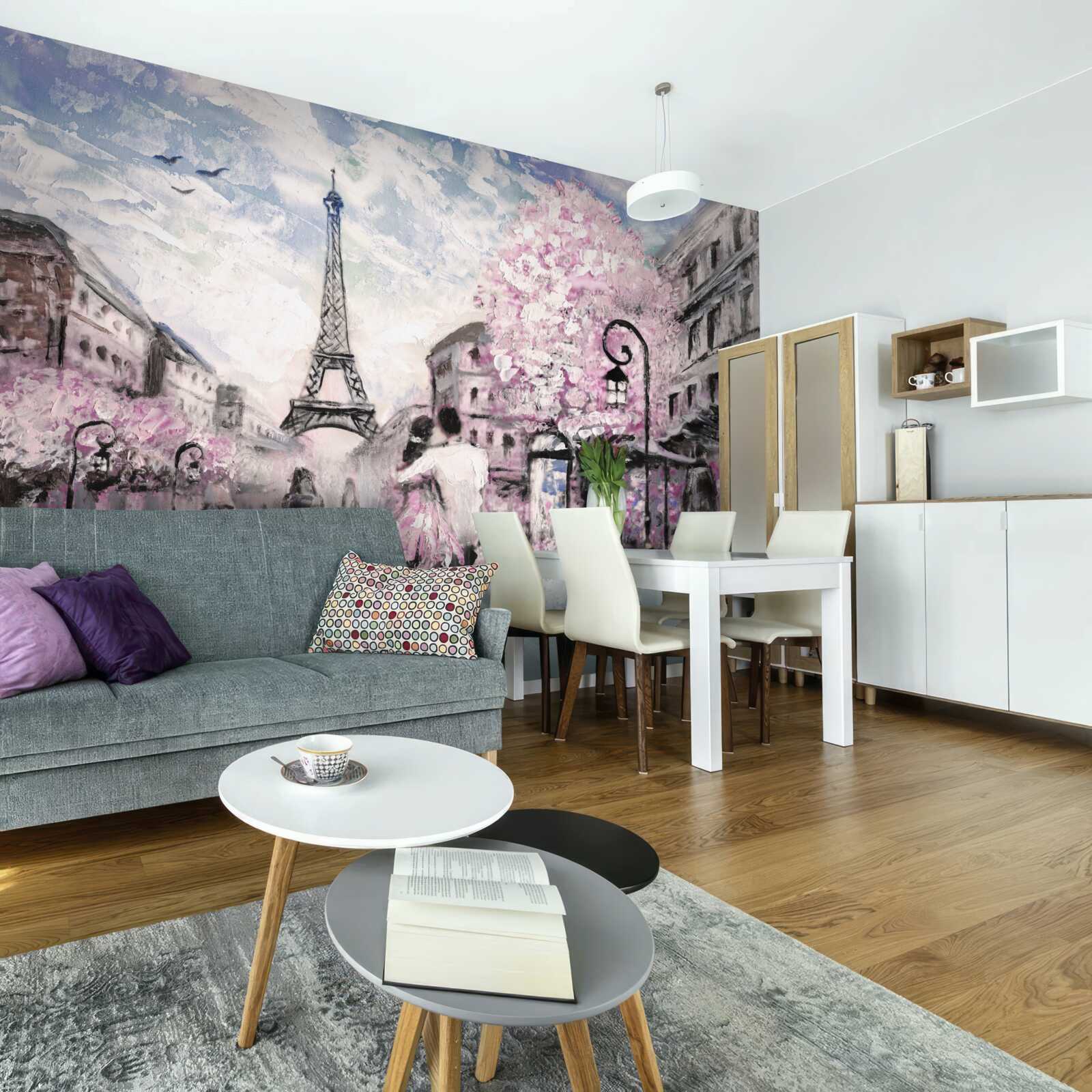 Fototapeta zakochana para na ulicach paryża