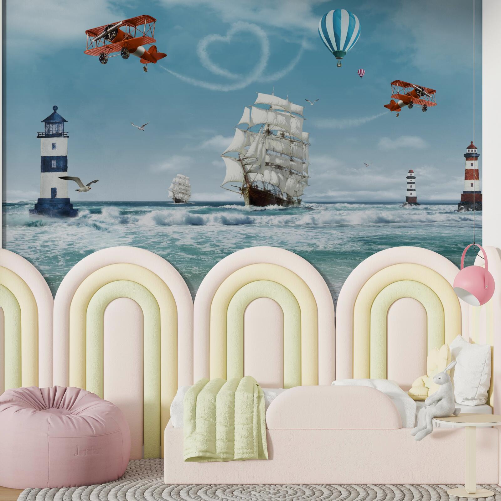 Fototapeta w tle samoloty i latarnie morskie, na tle których wyróżnia się brygantyna