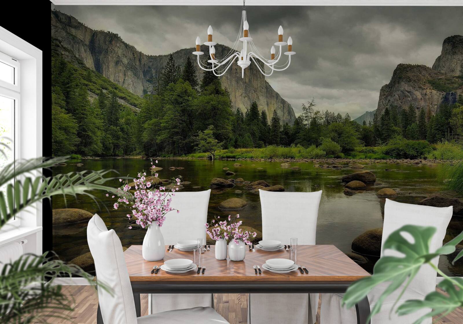 Fototapeta pochmurny dzień nad rzeką w górach