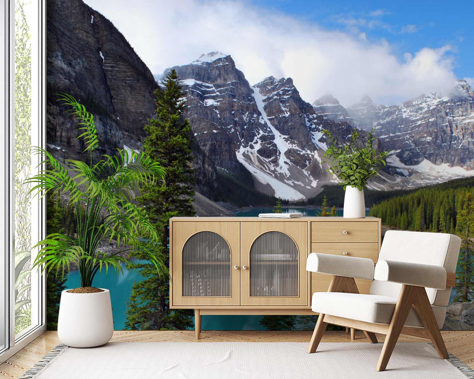 Fototapeta jezioro z błękitną wodą u podnóża szczytów górskich