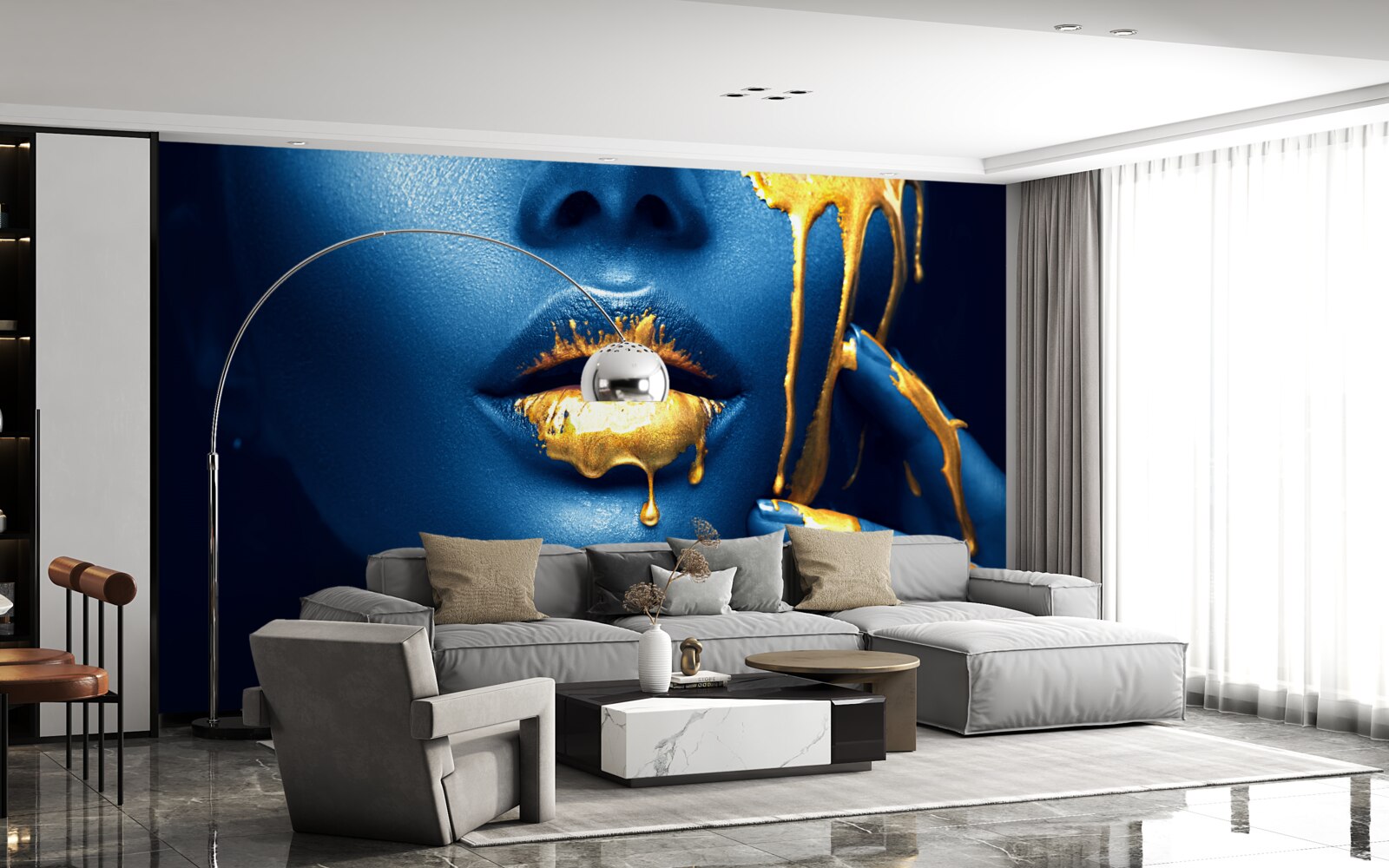 Fototapeta kobieta z błyszczącą złotą szminką na ustach