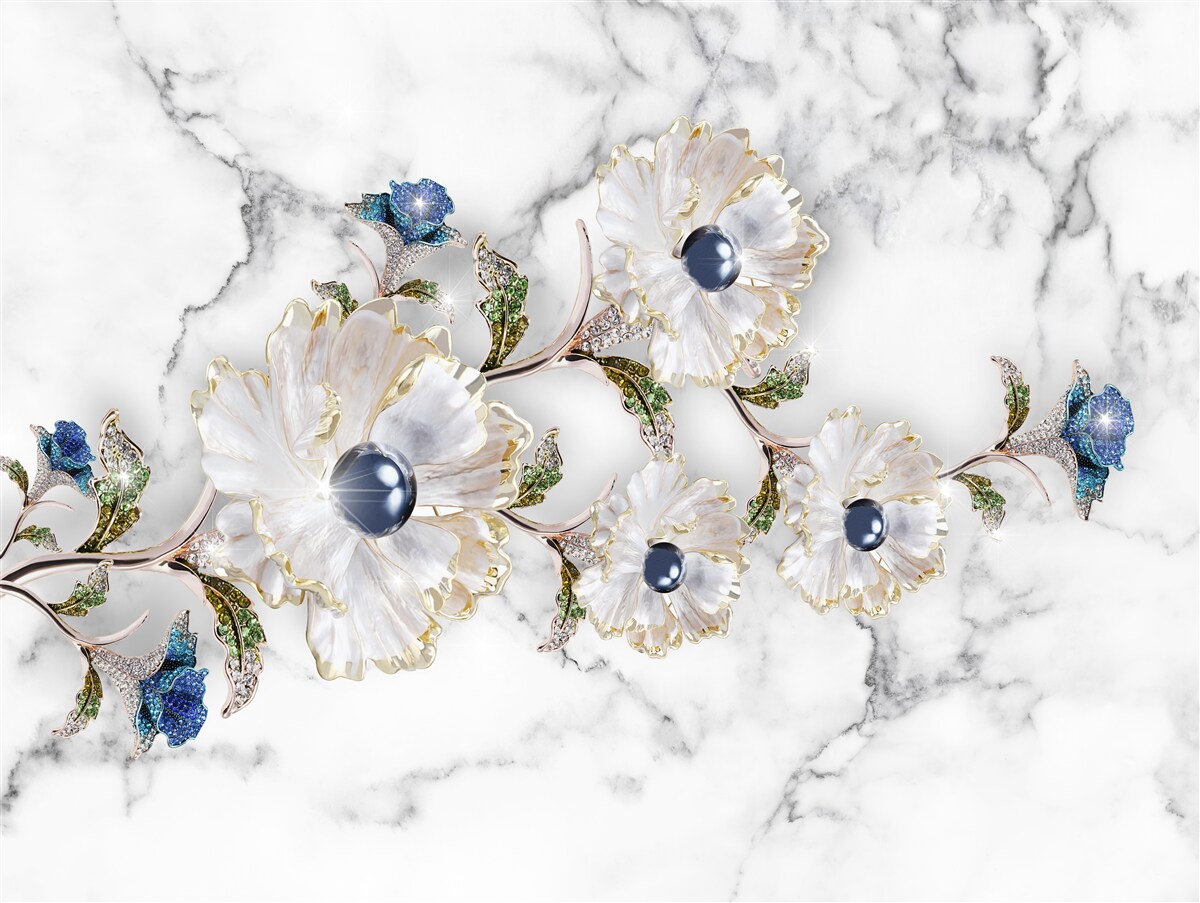 Fototapeta marmur ozdobiony jest białymi kwiatami z perłami