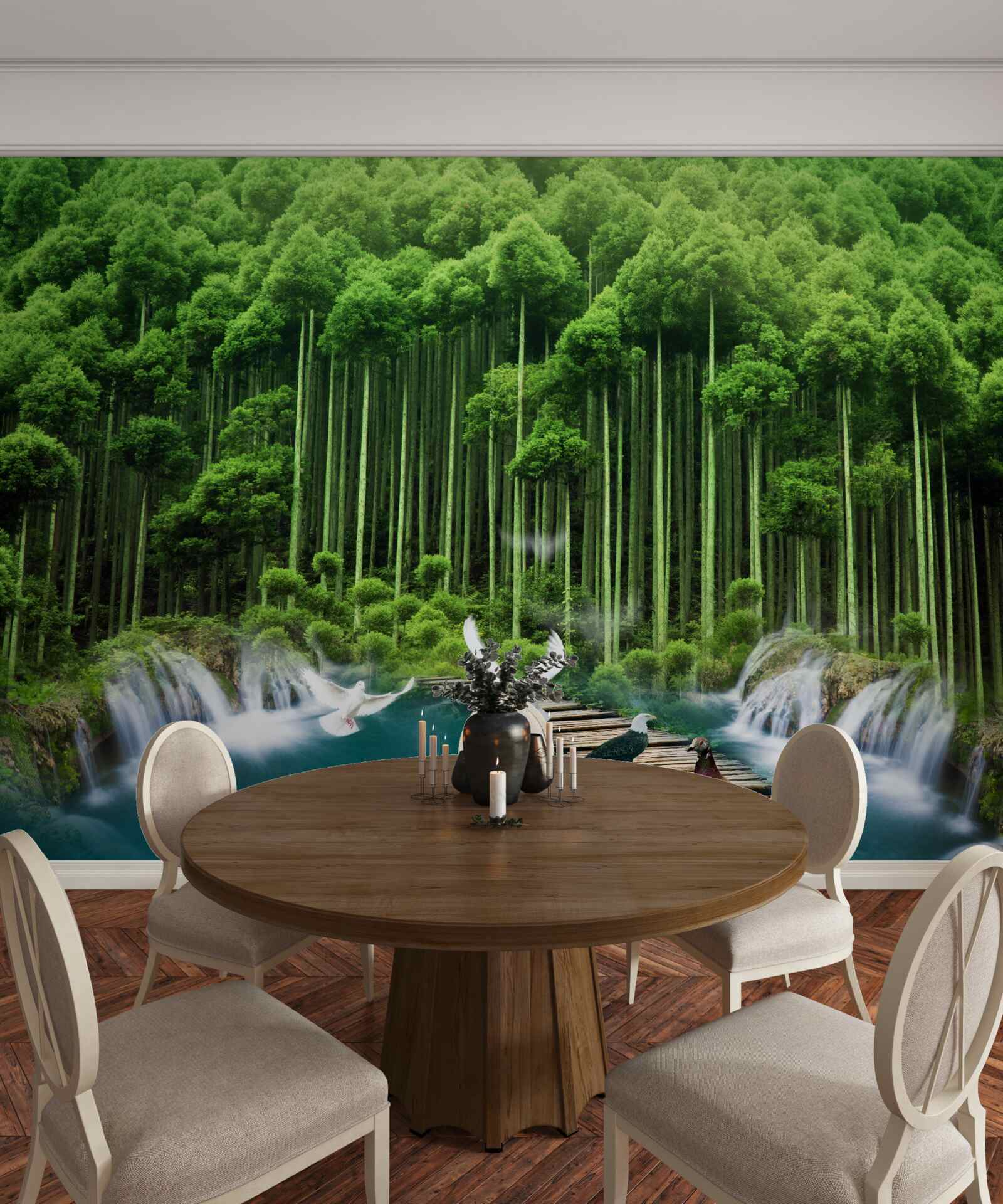 Fototapeta wodopoj w zielonym zaroślu, w którym zebrały się ptaki