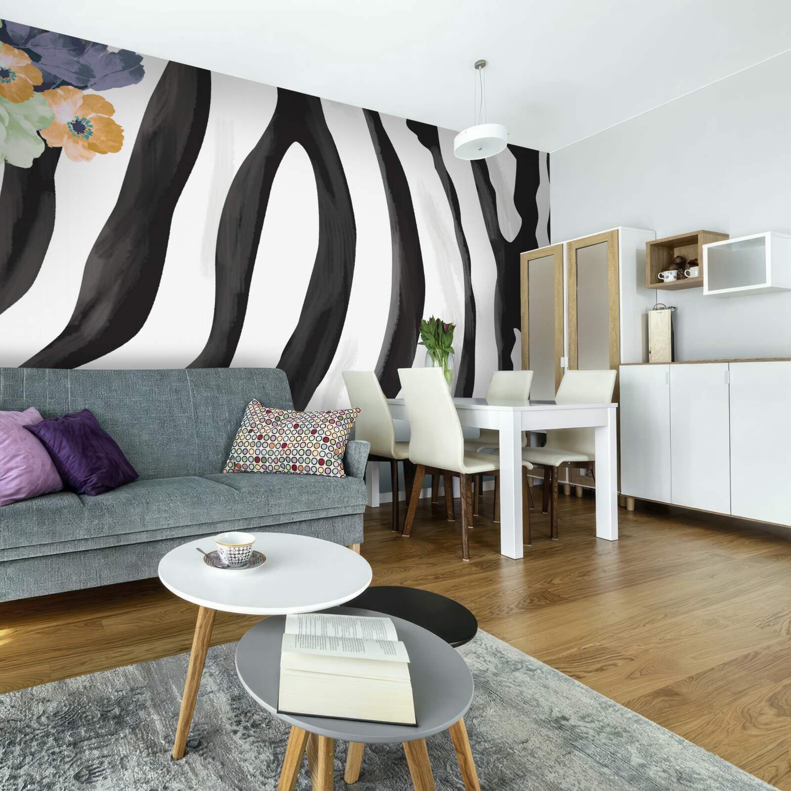 Fototapeta tło z kwiatami na tle w czarno-białe paski