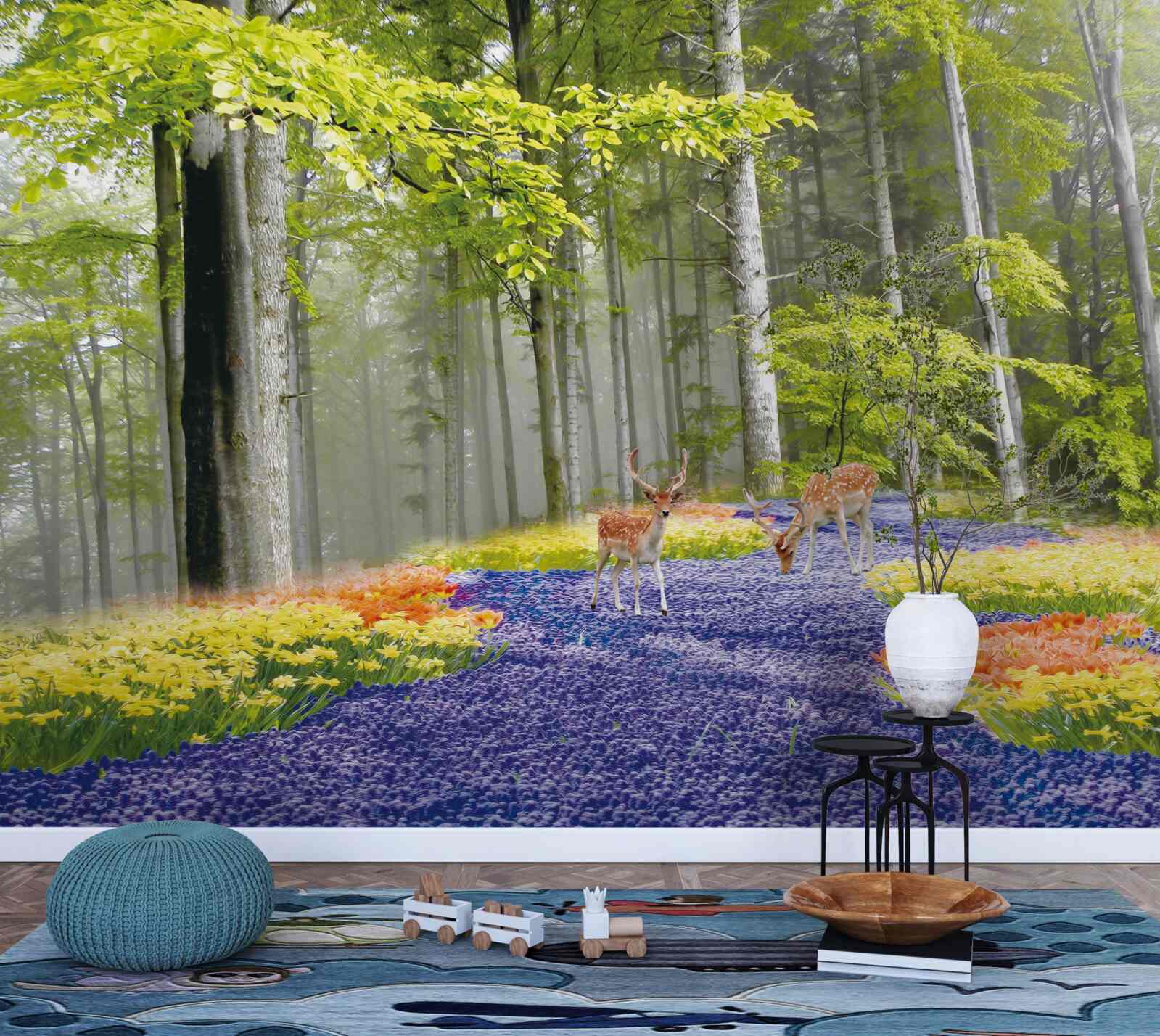 Fototapeta jelenie spacerują po zielonym lesie