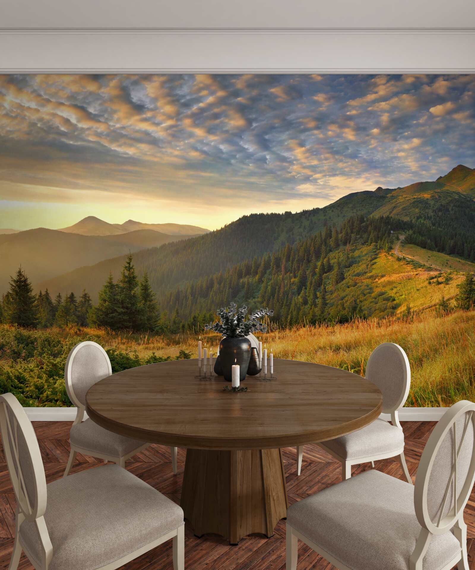 Fototapeta chmury nad górami pomalowane są w ciepłe kolory zachodu słońca