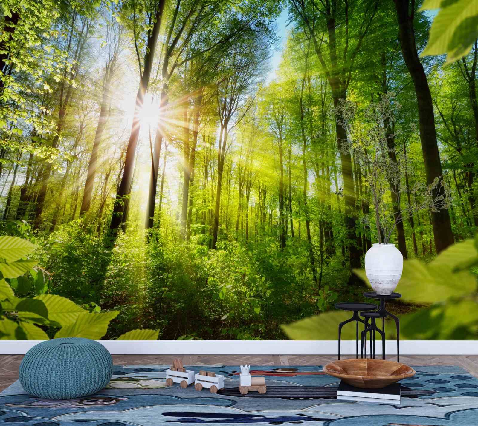 Fototapeta poranne promienie słońca w zielonym lesie