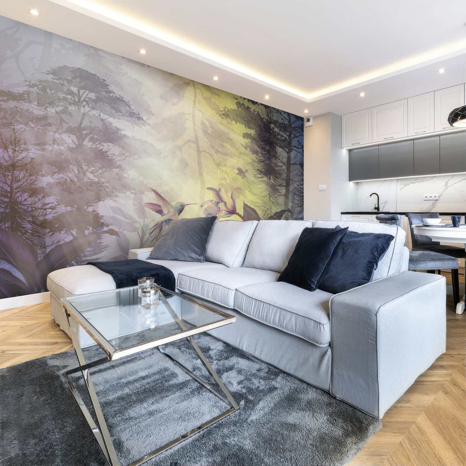 Fototapeta las drzew liściastych pod promieniami słońca