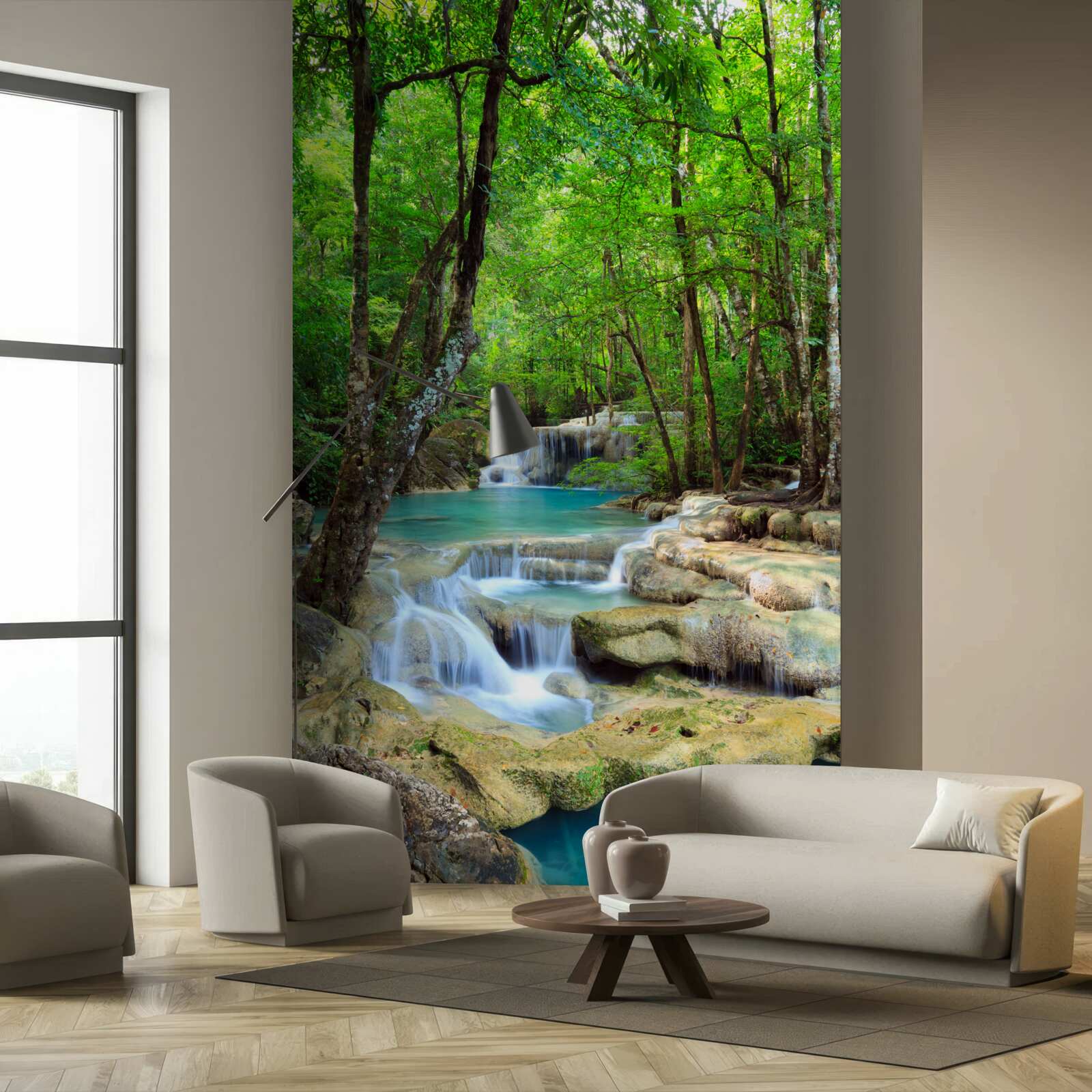 Fototapeta wodospad ze strumieniami krystalicznie czystej wody spadającymi kaskadami