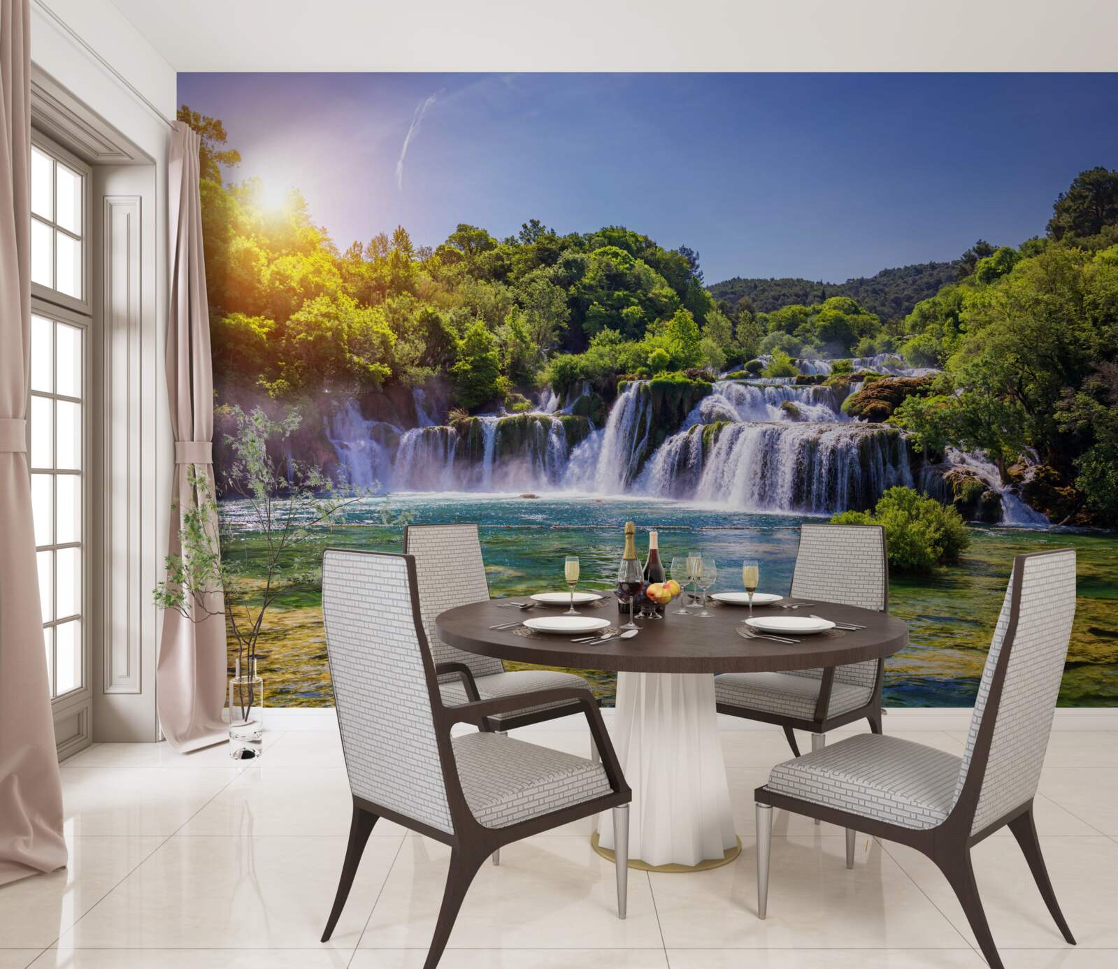 Fototapeta wodospad, pędząc wody pod zapadającym zmrokiem, wydaje głośny dźwięk