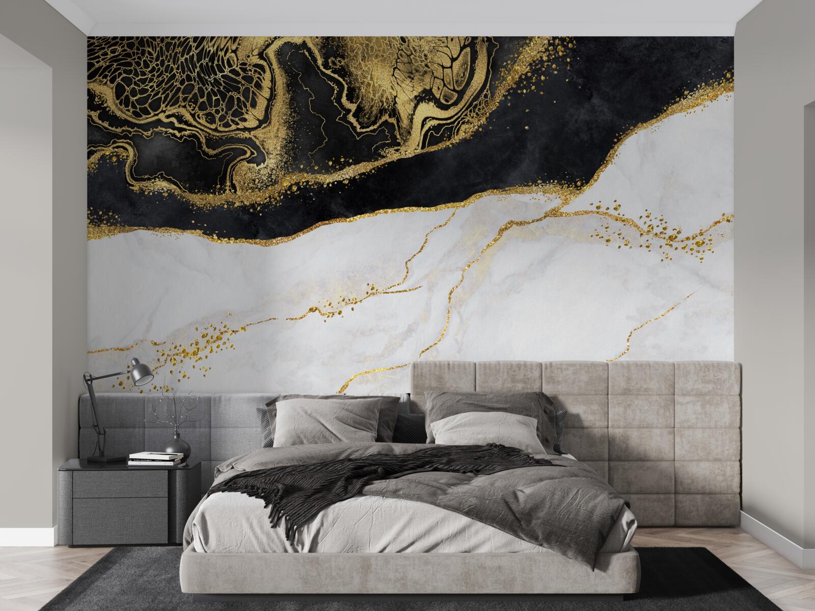 Fototapeta czarne fale otaczają piaszczyste wybrzeże