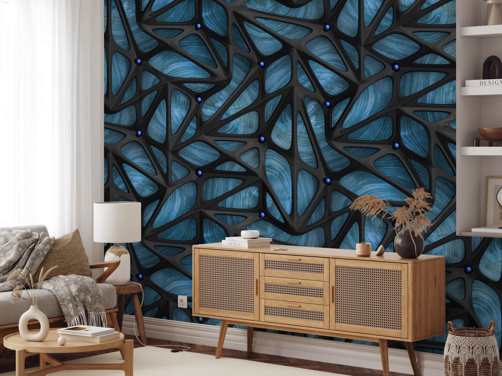 Fototapeta Światło księżyca oświetla nocny las pokryty liśćmi