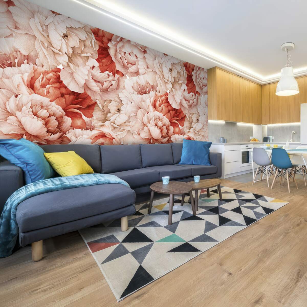 Fototapeta kompozycja delikatnych białych i czerwonych piwonii