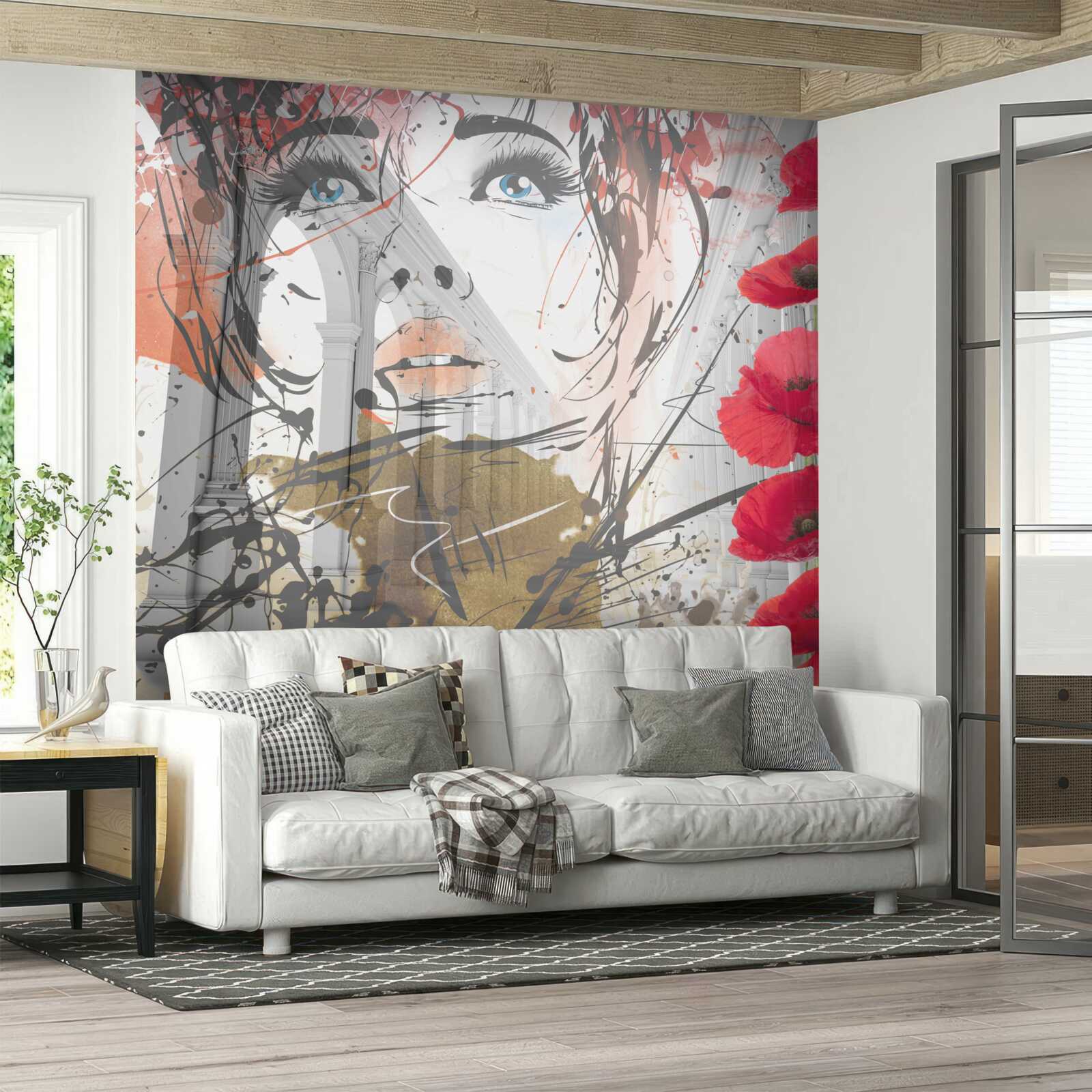 Fototapeta dziewczyna pozuje na tle łuku ozdobionego kwiatami maku