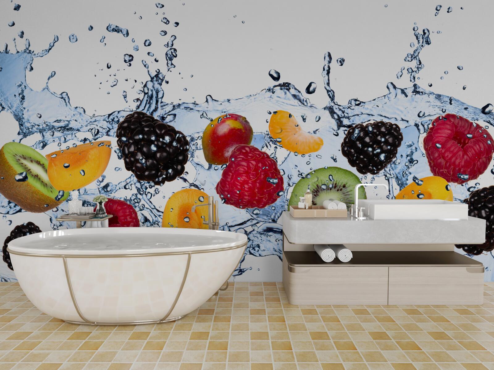 Fototapeta owoce pokrojone na kawałki i pływające w wodzie nasycano wilgocią