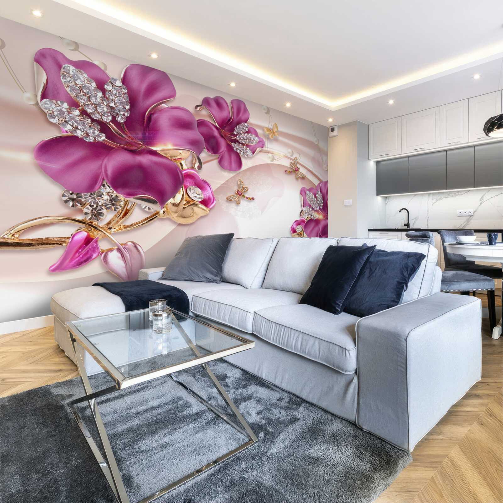 Fototapeta fioletowe płatki kwiatów otoczone perłami i złotem