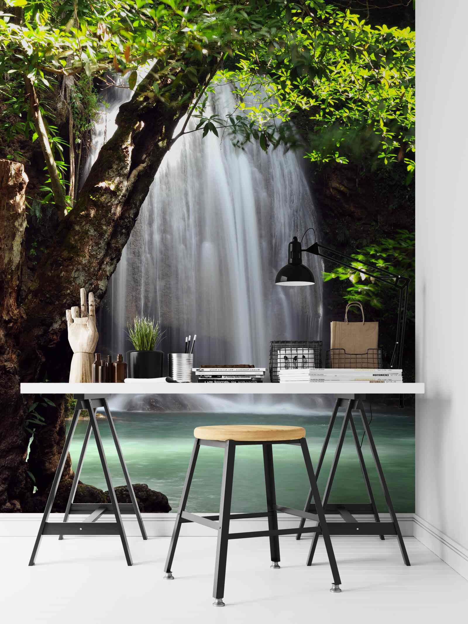 Fototapeta erawan, wodospad w leśnym obszarze tajlandii, znajduje się w kanchanaburi