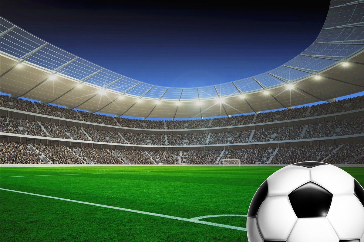 Fototapeta na boisku leży piłka nożna