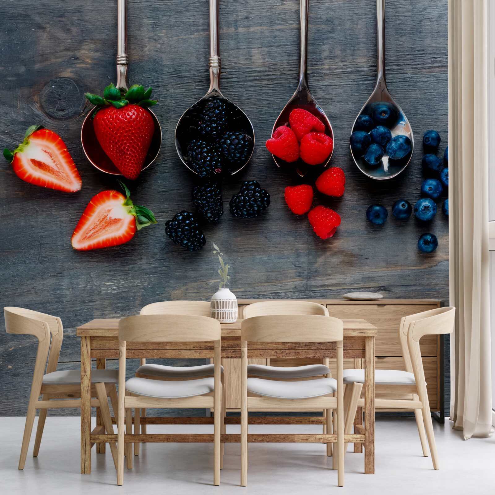 Fototapeta Łyżki wypełnione jagodami