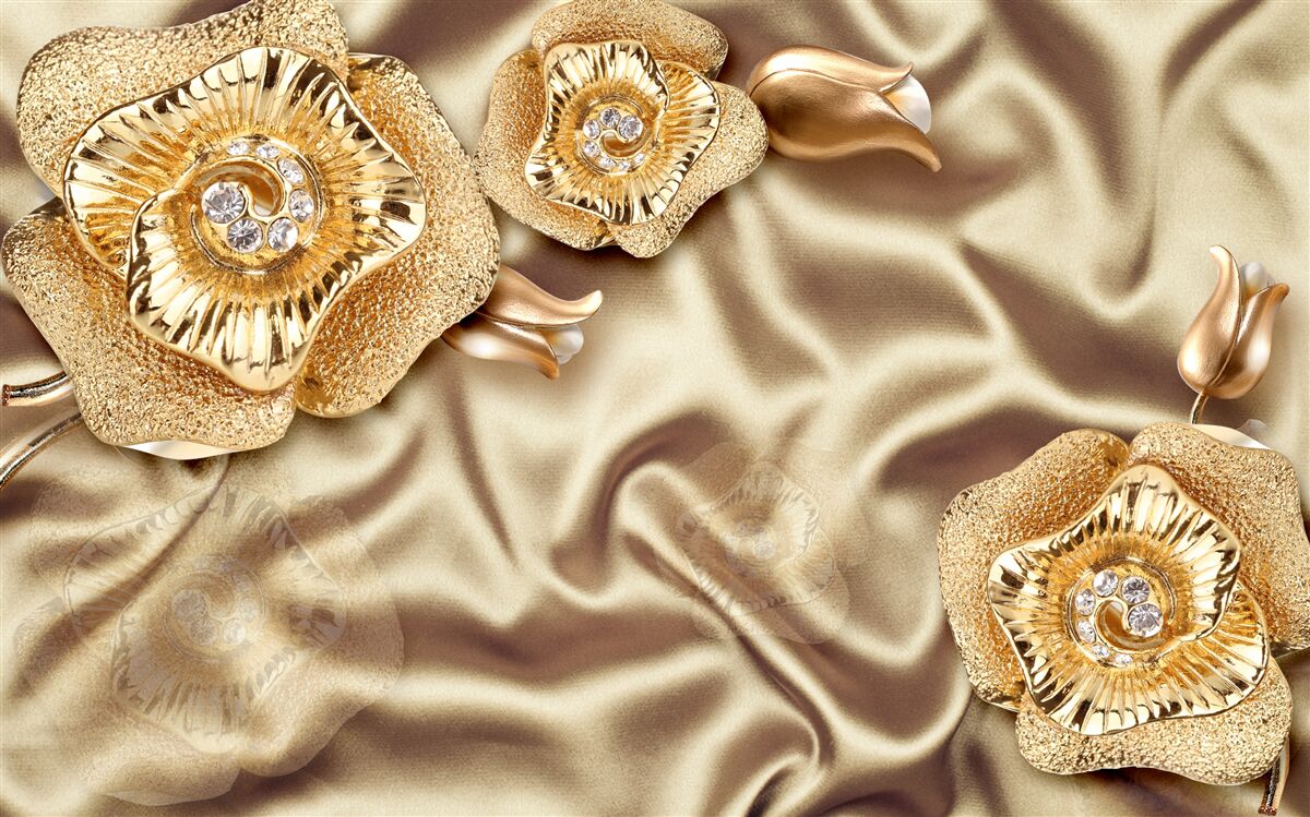 Fototapeta złote detale na jedwabiu ozdobione brązowymi kwiatami