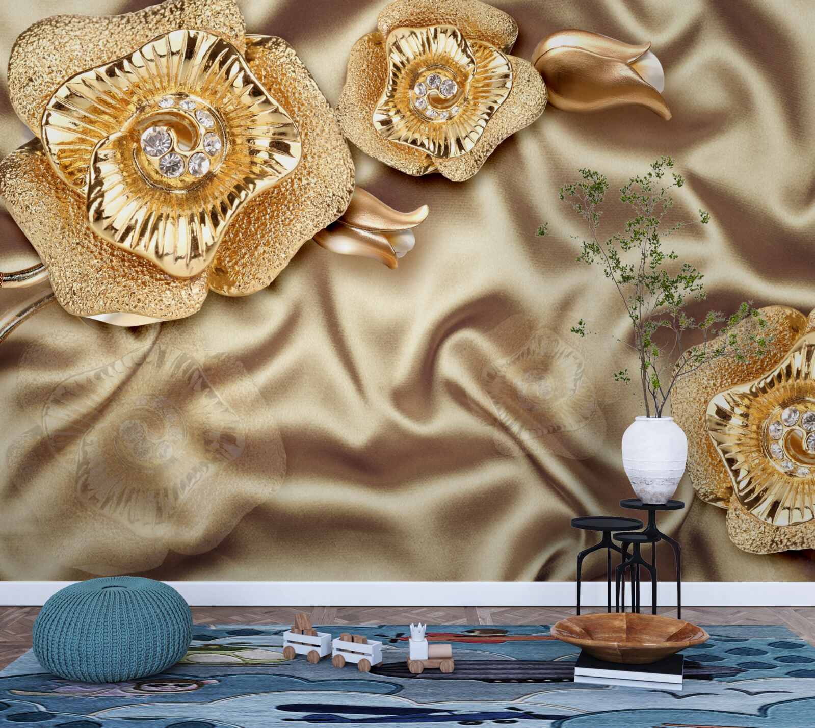 Fototapeta złote detale na jedwabiu ozdobione brązowymi kwiatami