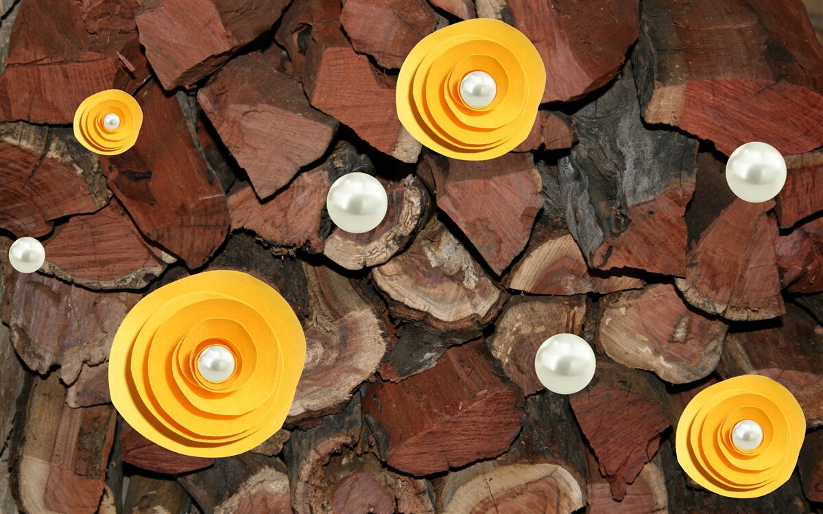 Fototapeta kwiaty o żółtym odcieniu, perły i kawałki drewna