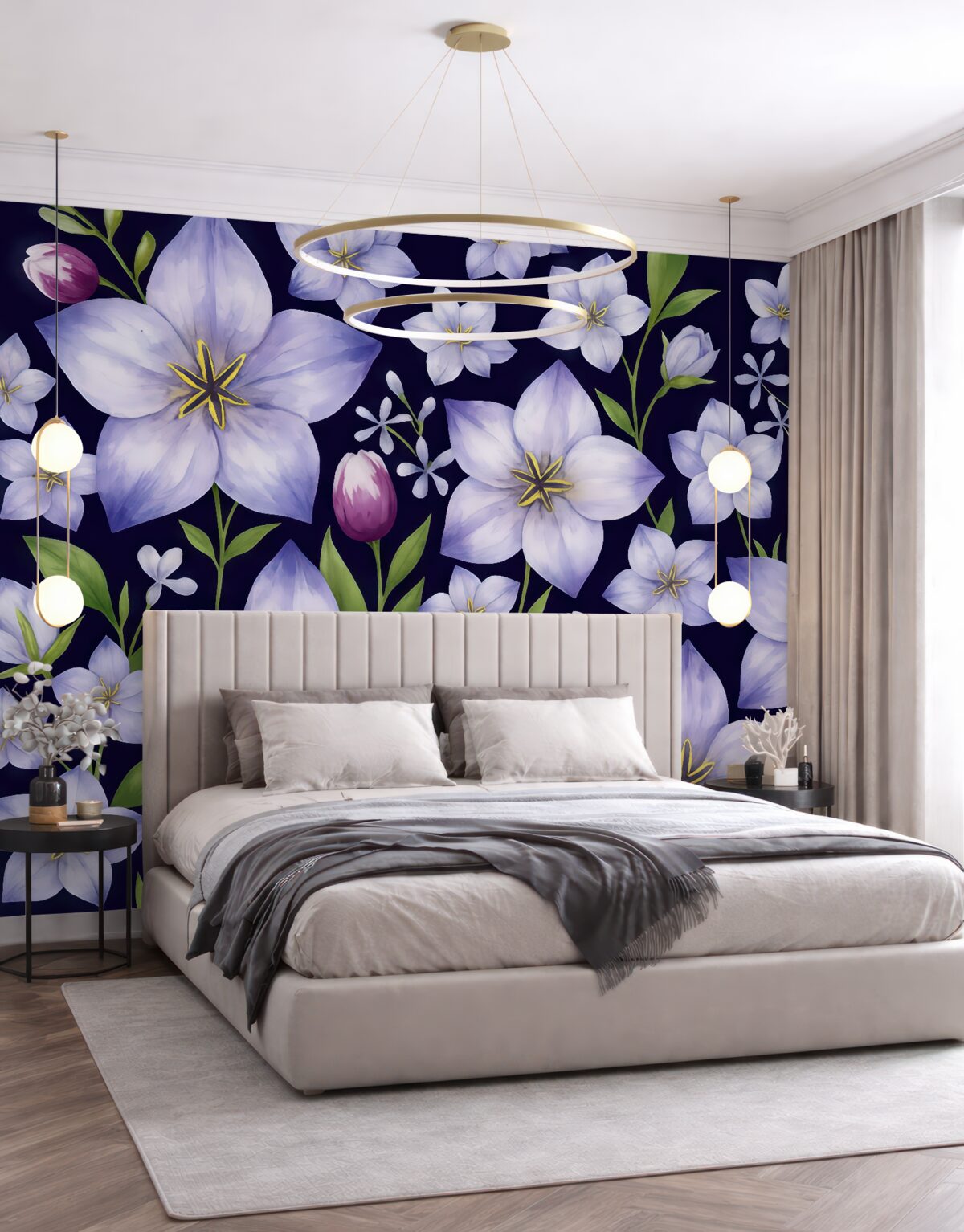 Fototapeta wielkie akwarelowe kwiaty w subtelnym liliowym odcieniu na ciemnoniebieskiej powierzchni