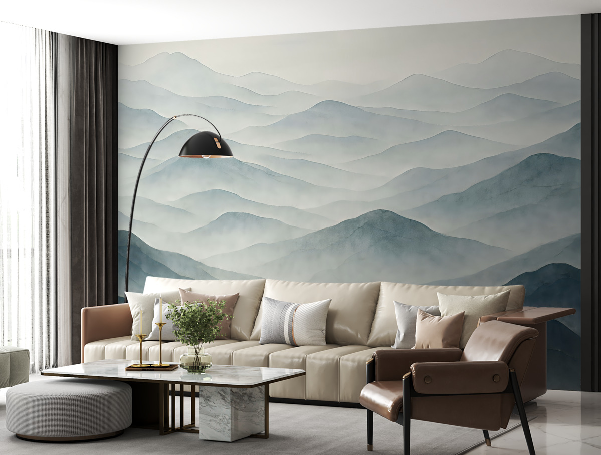 Fototapeta Górski pejzaż z wzgórzami i mlekiem sprawiający wrażenie cichej i nastrojowej scenerii.