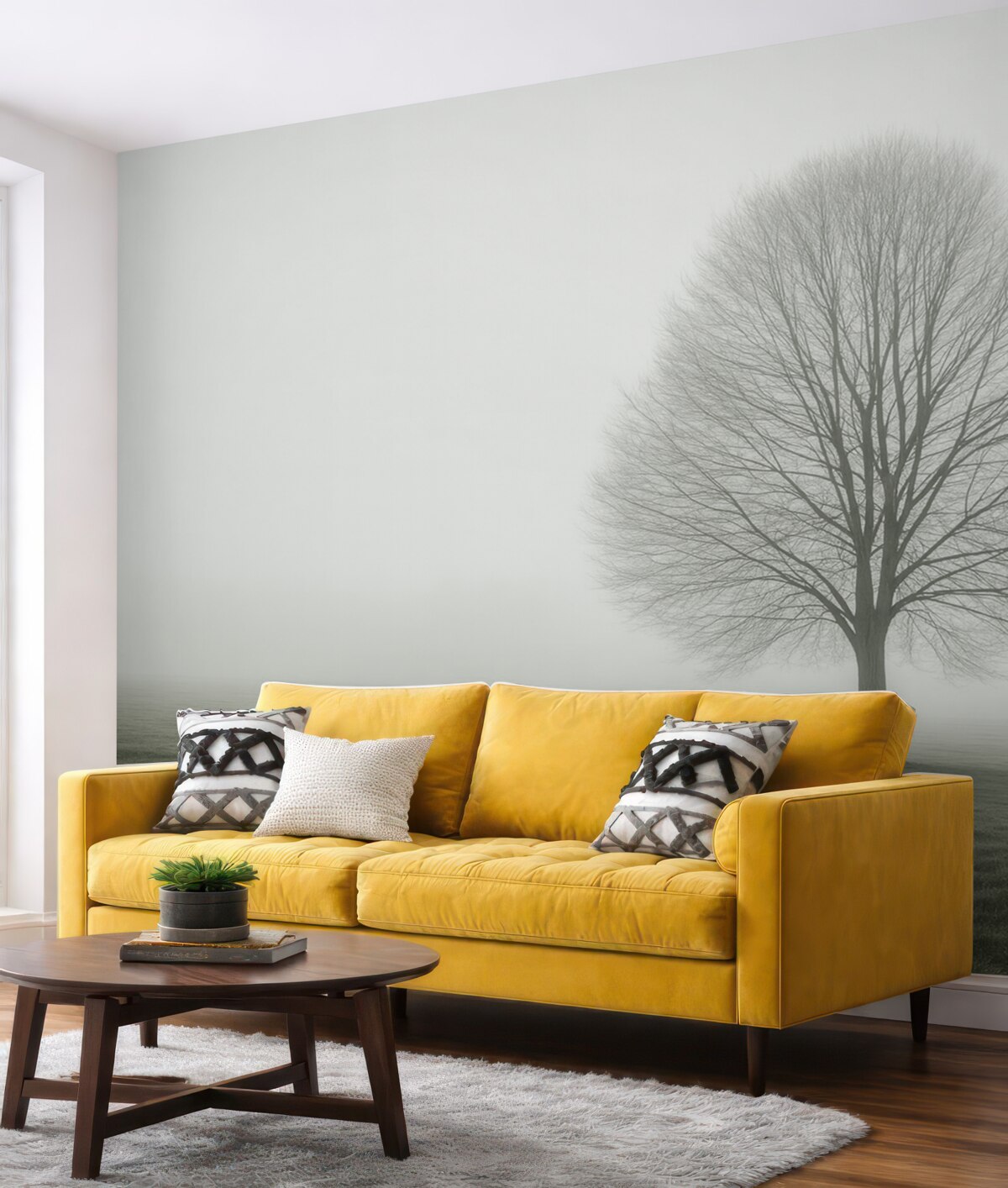 Fototapeta Drzewo w mroku w ciemnych odcieniach zieleni.