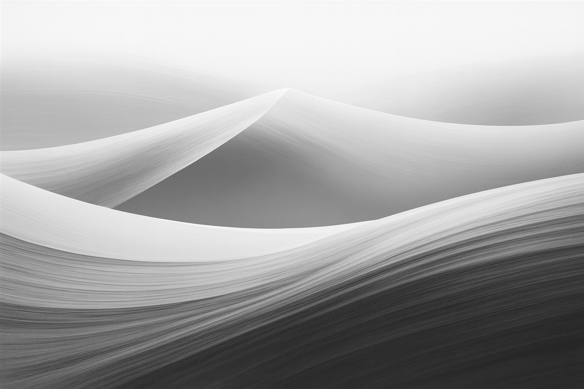 Fototapeta Szare, gładkie wierzchołki gór.