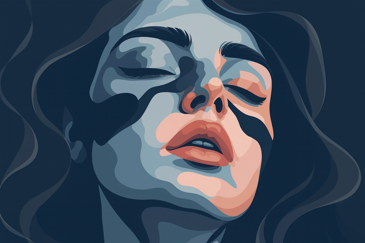 Fototapeta Twarz dziewczynki na błękitnym tle, pokryta kolorami.