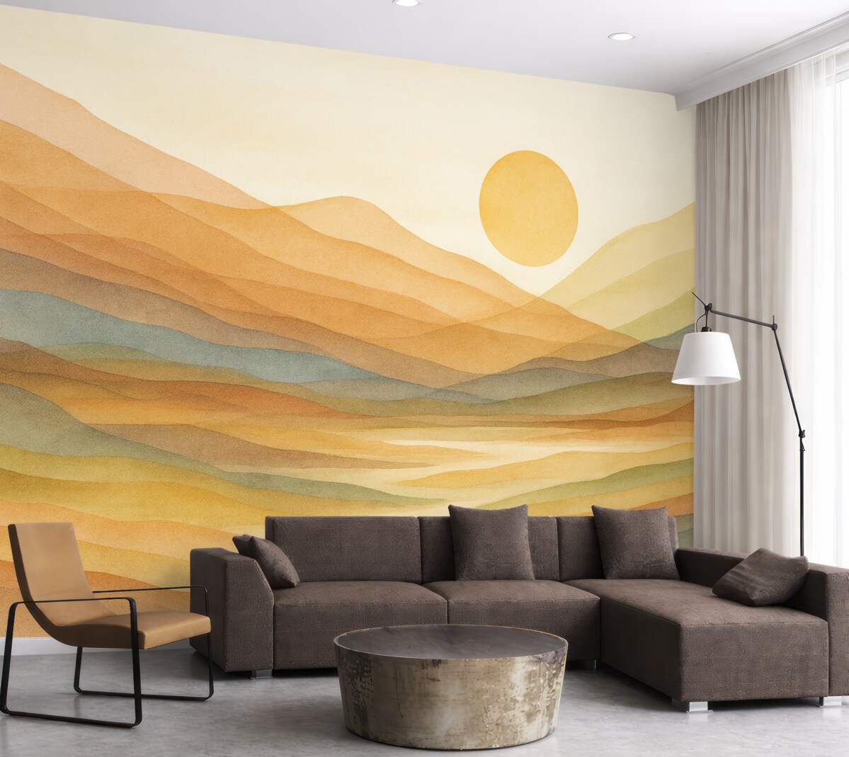 Fototapeta Górzysty pejzaż z przyjemnym słońcem na niebie, falującymi wzgórzami w tonacjach pomarańczu, żółci i brązu.