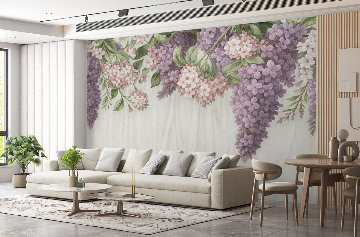 Fototapeta Kwiatowy wzór z białymi i fioletowymi kwiatami, bzami oraz zielonymi liśćmi na jasnym materiałowym tle.