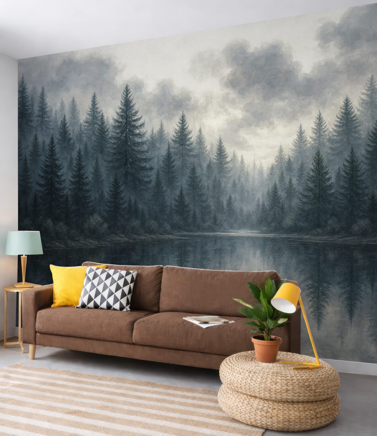 Fototapeta Ciszy krajobraz z lodowatym jeziorem otoczonym gęstym lasem sosnowym, w mglistej, tajemniczej atmosferze.