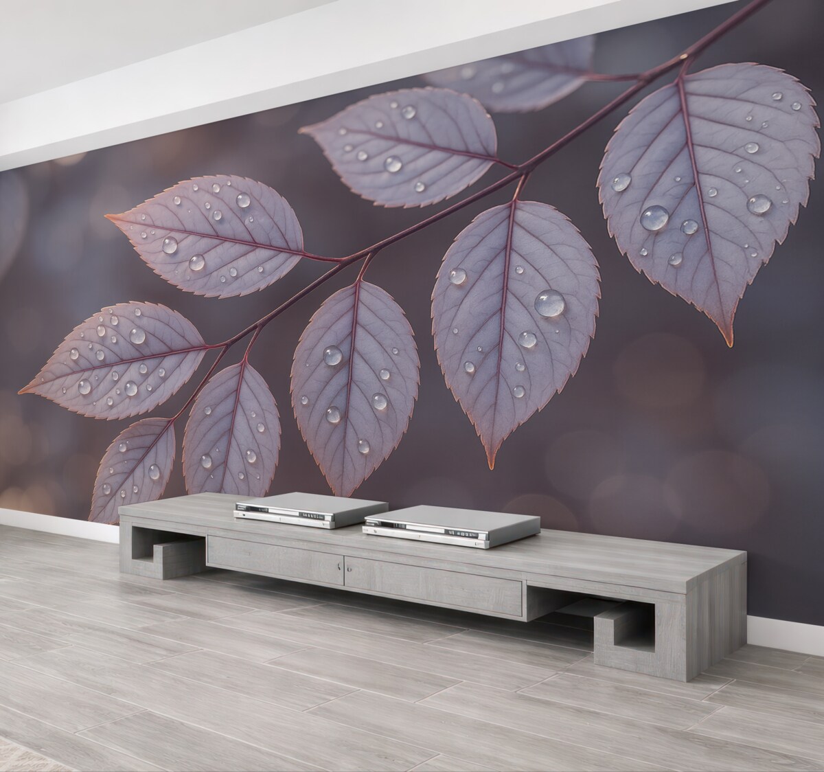 Fototapeta Subtelne fioletowe liście z kroplami wody, gładkie tło rozmycia.