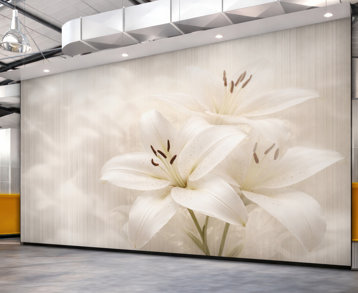 Fototapeta Subtelne beżowe lilie na tle prostokątnych pasów.